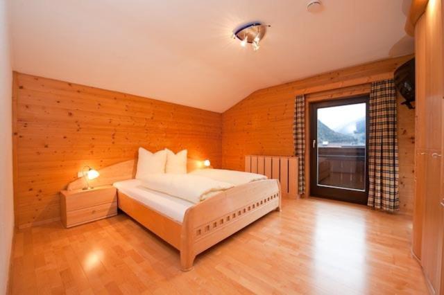 Pension Kristall Neustift im Stubaital Habitación foto